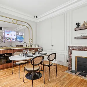 Interior Design - 6p-2br - Tour Eiffel Paris